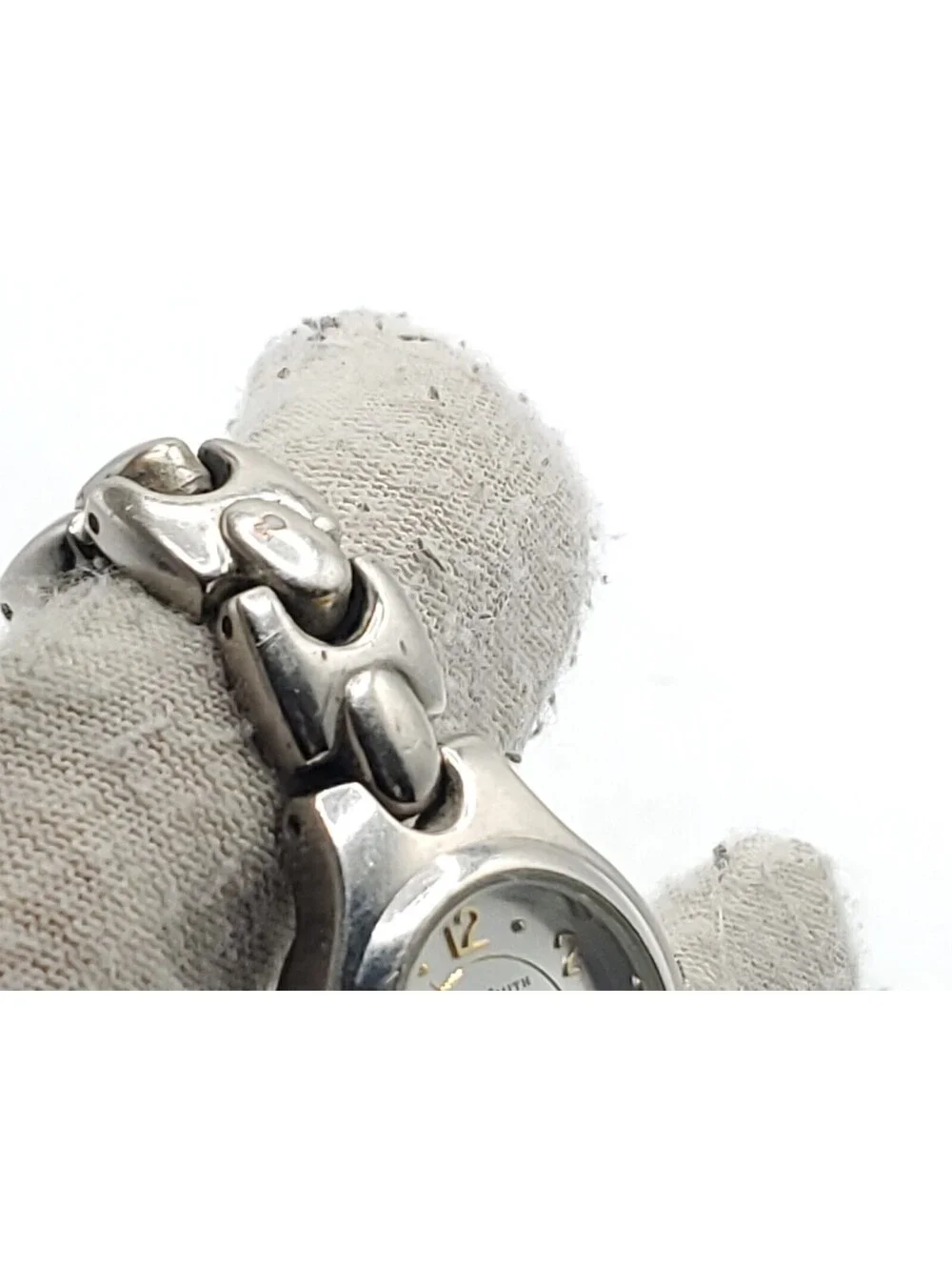 Jaclyn Smith Womens Watch New Battery Silver Tone 22mm